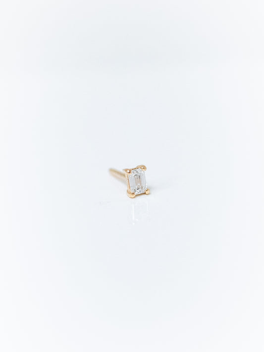 18K RADIANT DIAMOND STUD