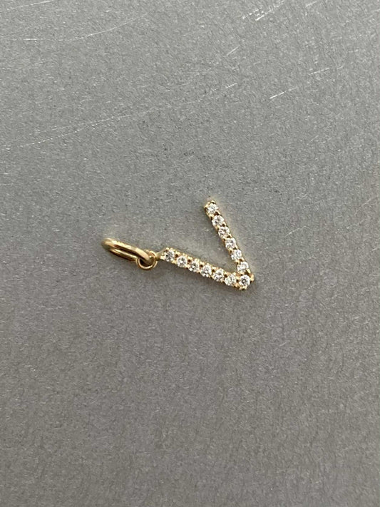 18K INITIAL - PLAIN OR DIAMOND - CHARM